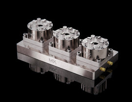 MaxxMacro (D/C) 70 Pneumatic Three (3) Multi Chuck Rail System